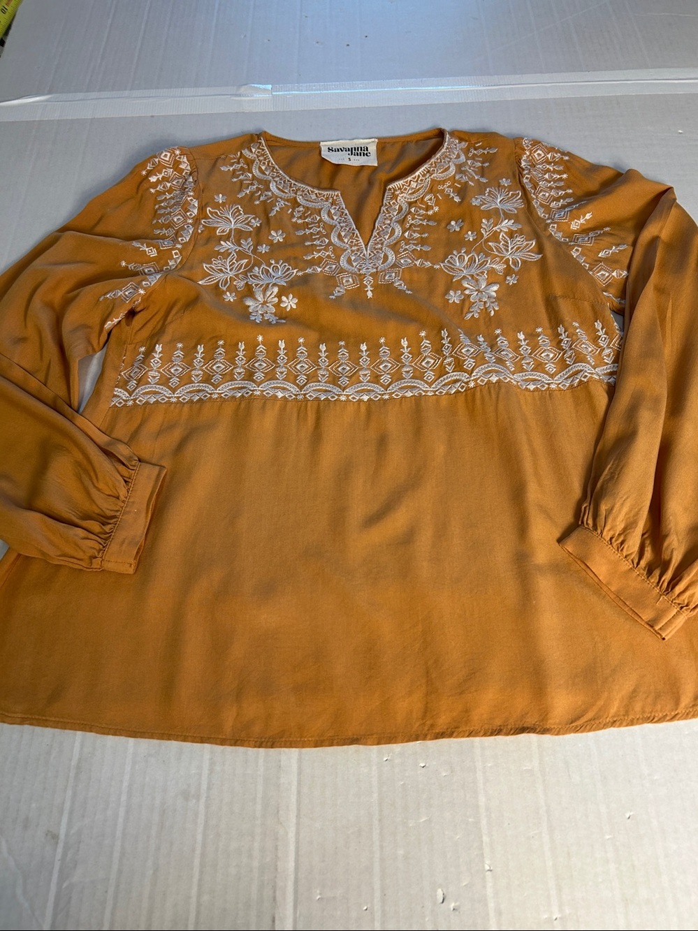Savanna Jane Womens Marigold Embroidered Long Sleeve V-Neck Blouse. Sz S - Picture 6 of 11